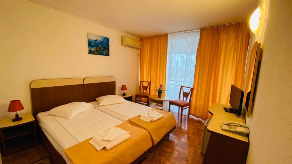 Cerna Hotel Saturn
